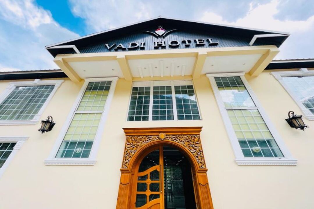 Vadi Hotel, Neelum Valley