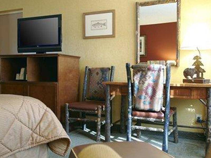 Quality Inn  Suites Boulder Creek