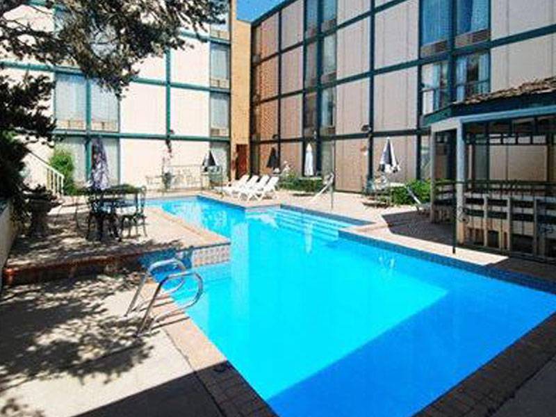 Rodeway Inn and Suites Boulder Broker