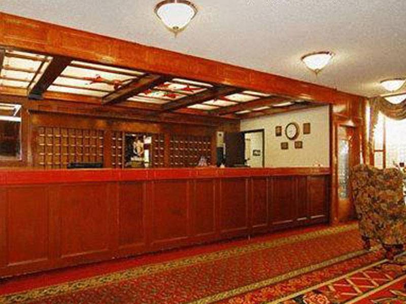 Rodeway Inn and Suites Boulder Broker