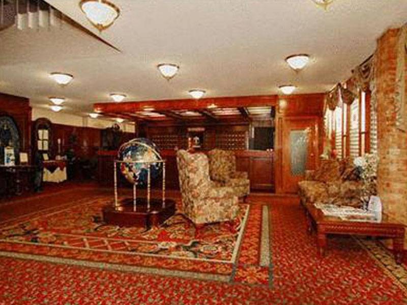 Rodeway Inn and Suites Boulder Broker