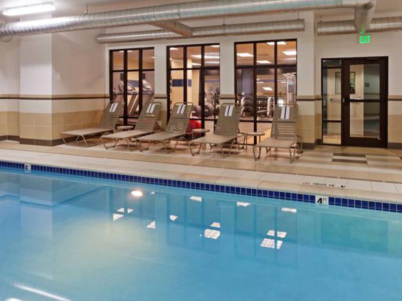 Hampton Inn  Suites Denver Airport  Gateway Park