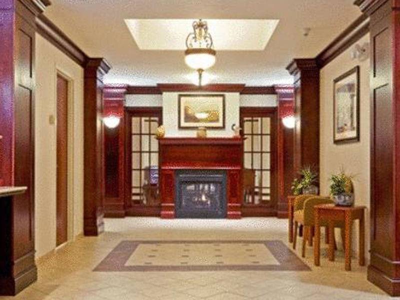 Holiday Inn Express Hotel & Suites Latham