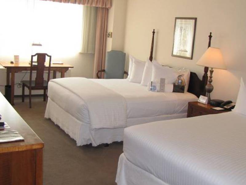State Plaza Hotel