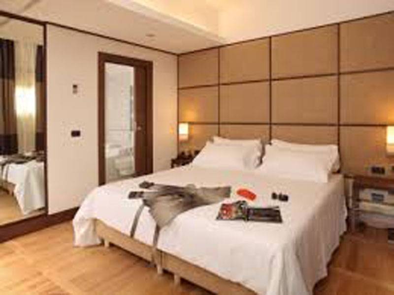 The Independent Hotel, Italy
