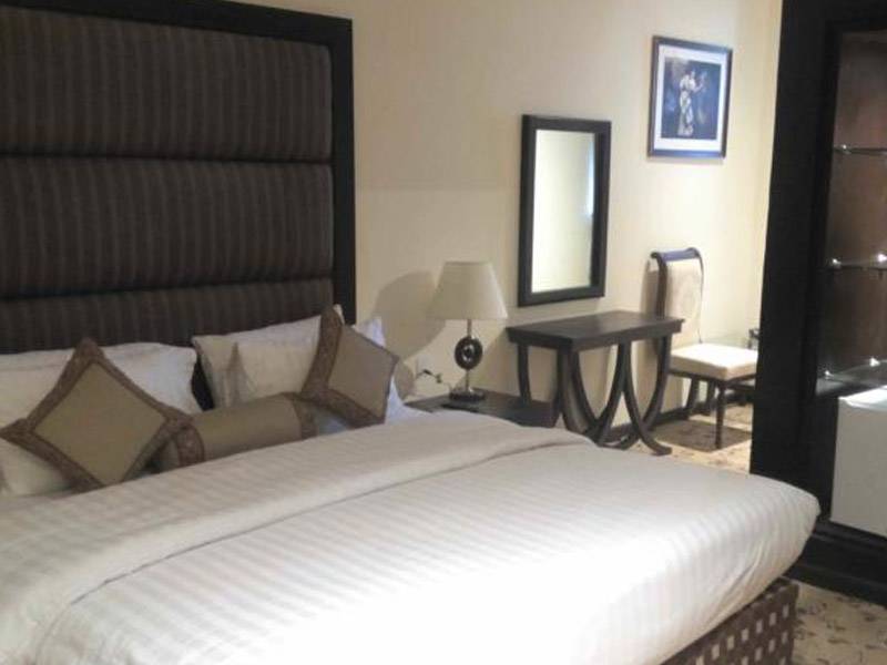 Hotel The Jeevens, Sialkot 