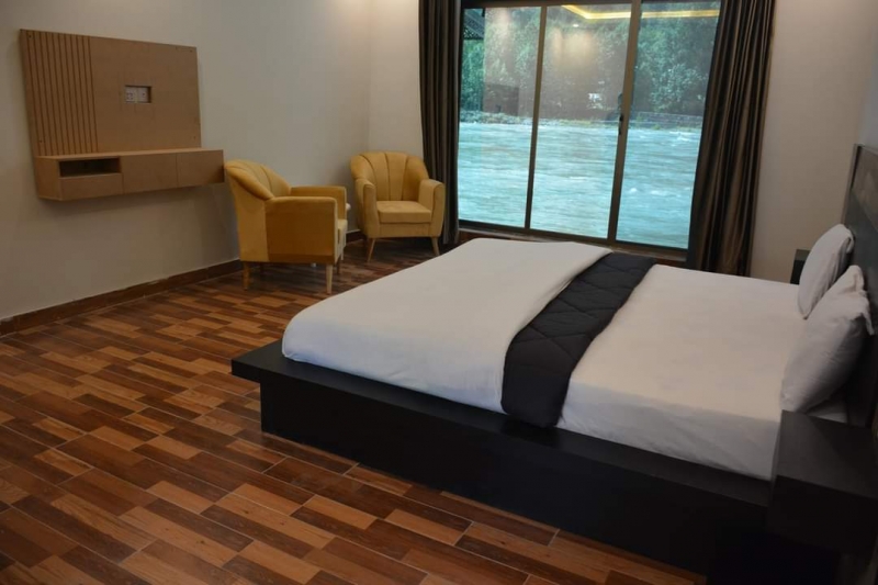Keran Retreat