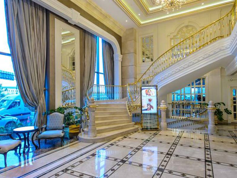 Elite World Business Hotel