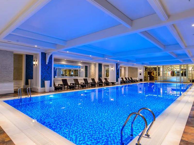 Elite World Business Hotel