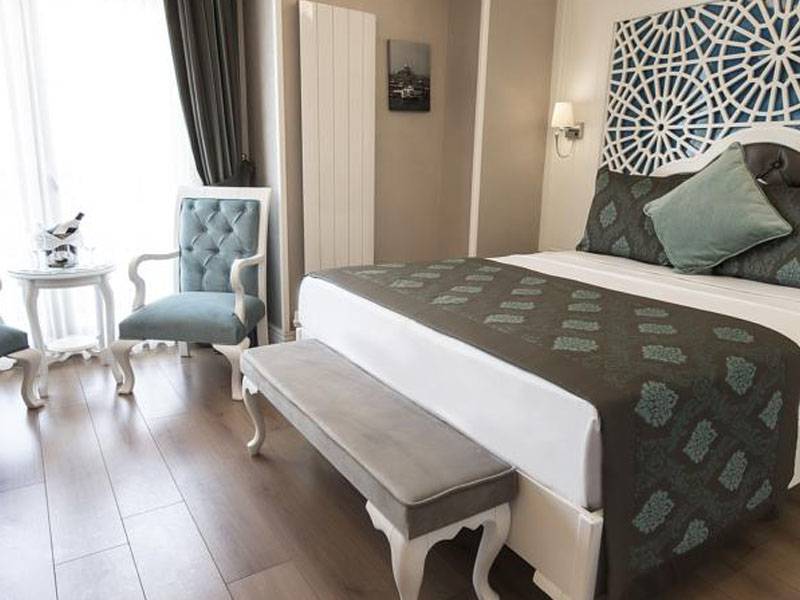 Antusa Palace Hotel & Spa
