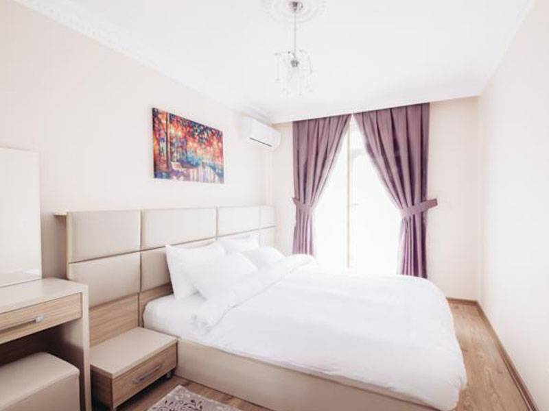 Overland Residence
