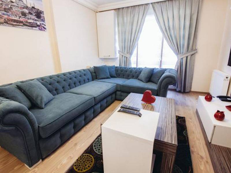 Overland Residence
