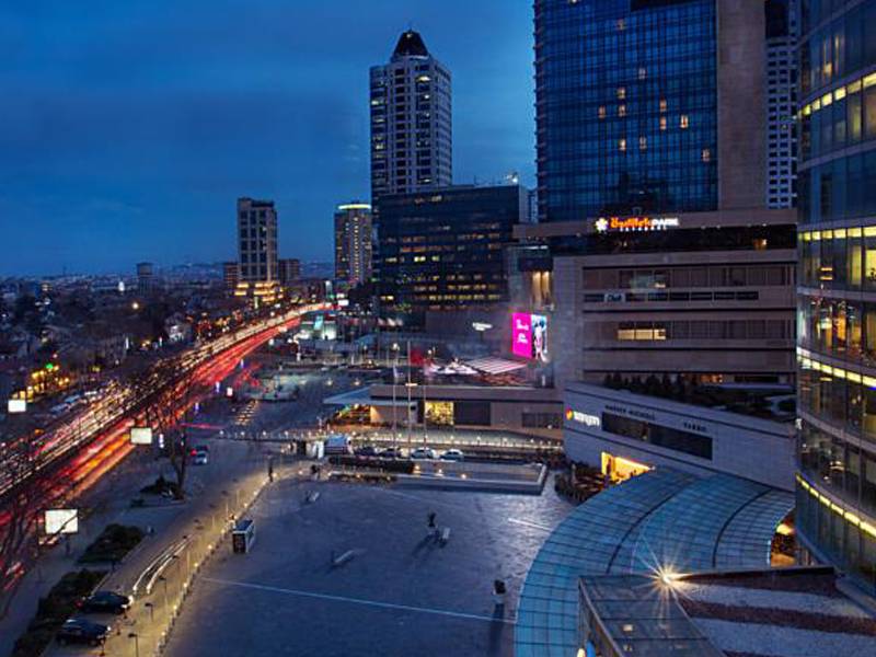 Park Dedeman Levent