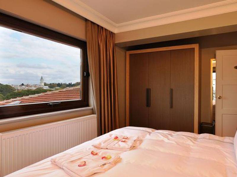 Agora Life Hotel