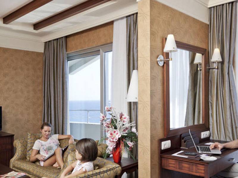 Porto Bello Hotel Resort & Spa