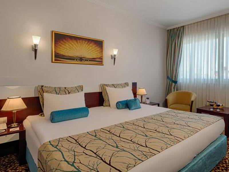 Best Western Plus Khan Hotel 