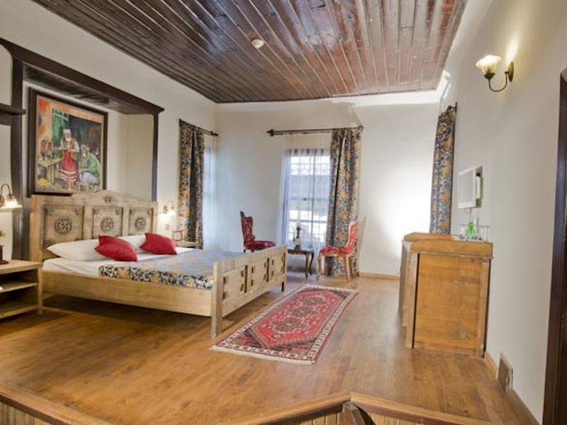 Agatha Lodge & More