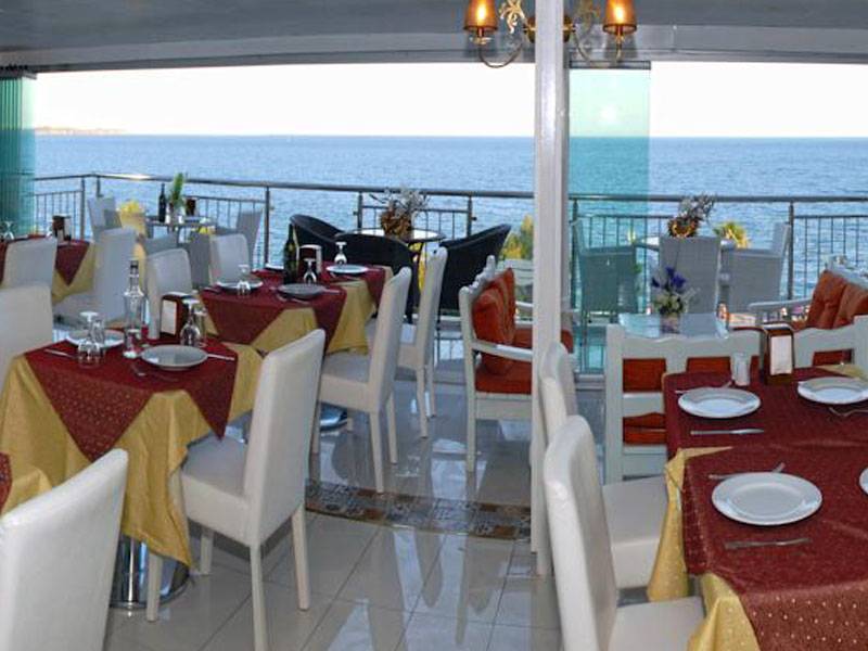Sea Side Hotel