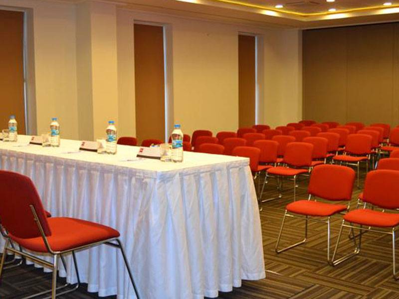 ibis Adana