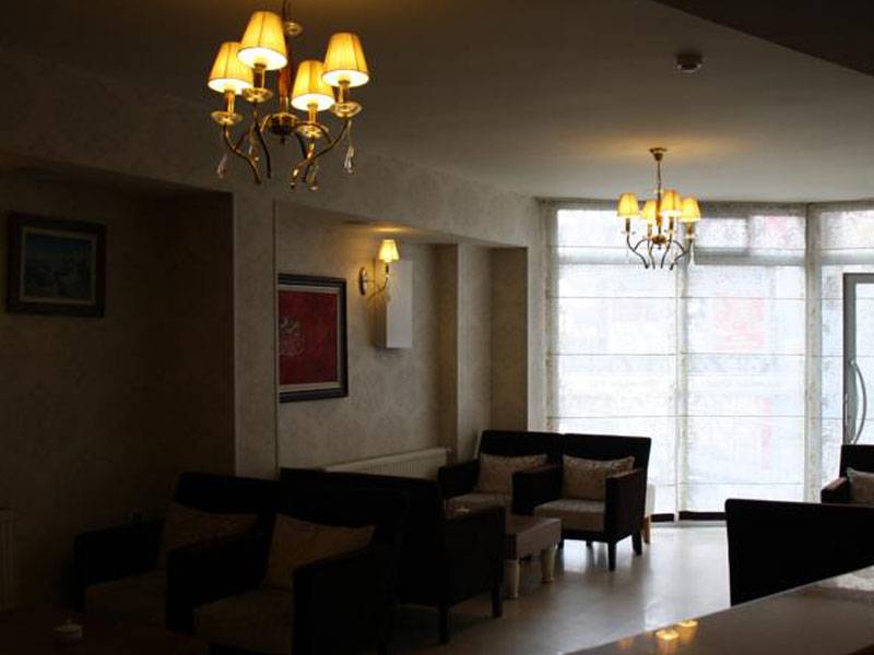 Esadas Hotel