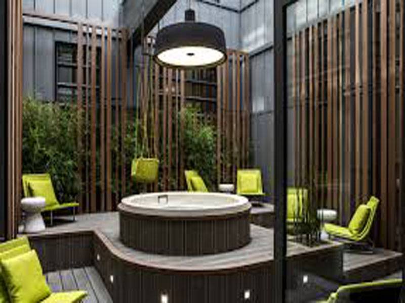 Le Cinq Codet Hotel