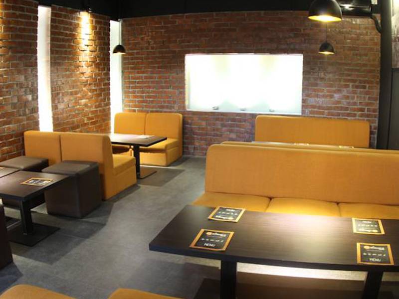 Richmond Hotel & Suites 
