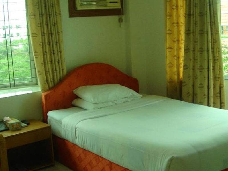 Laurel Hotels Ltd