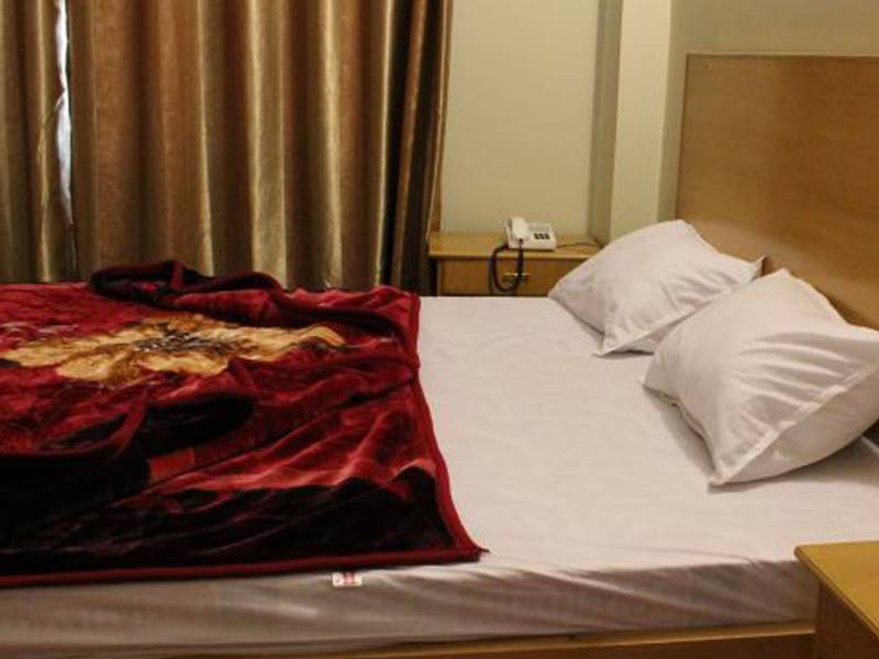Hotel Al Ayan Garri Pan Chowk Muzaffarabad