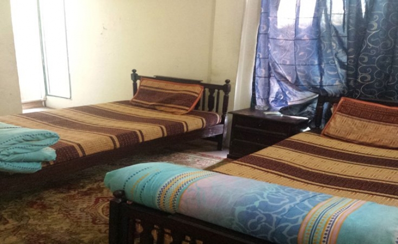 Omer Hotel, Neelum Road Lower Plate Muzaffarabad