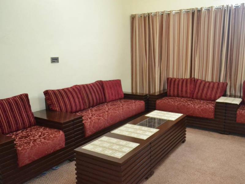 West End Family Homestay, Muzaffarabad