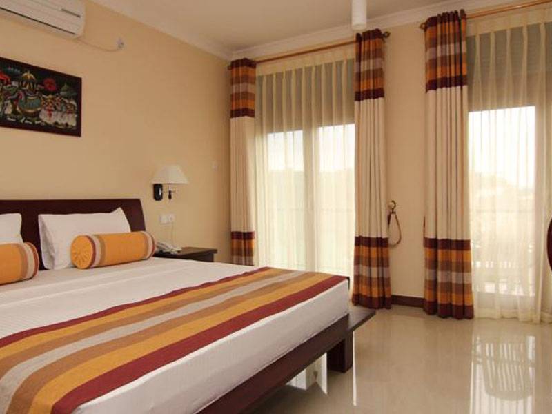Serene Grand Hotel