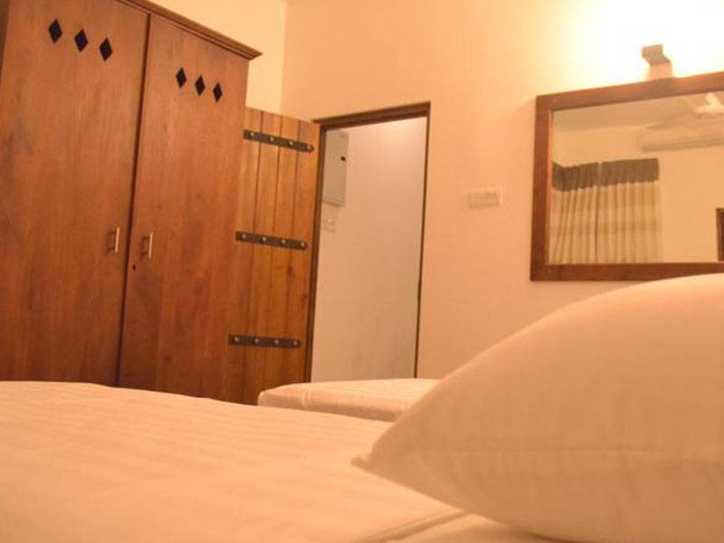 Liyya Residence