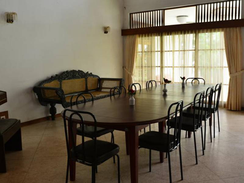 Modern City Inn