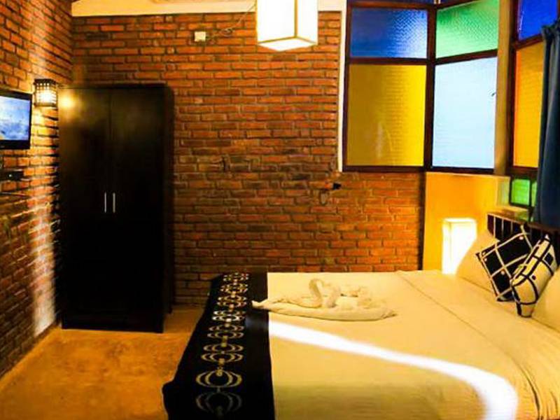 Pavana Hotel