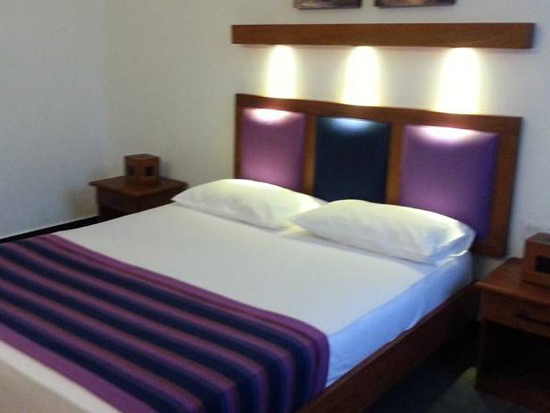 Star Beach Hotel Negombo