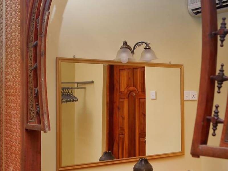 Lazy Lizard Villa