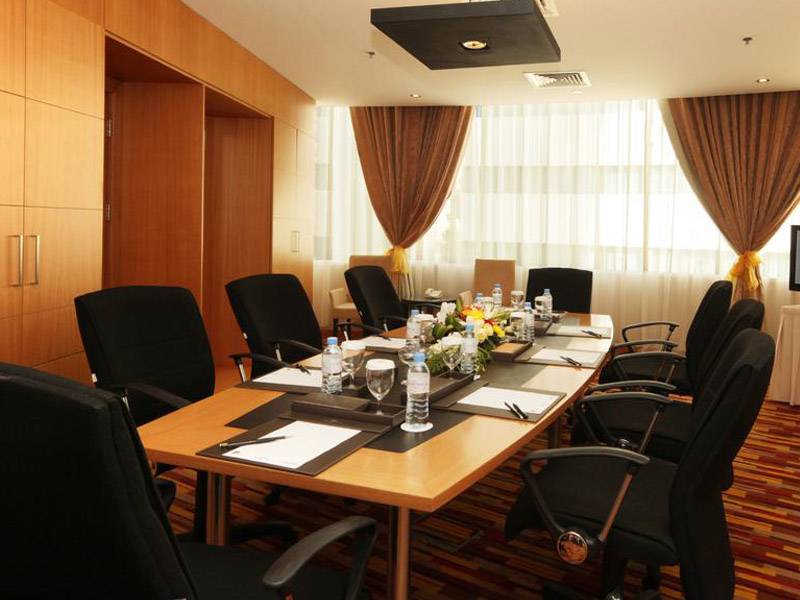 Holiday Villa Hotel & Residence City Centre Doha