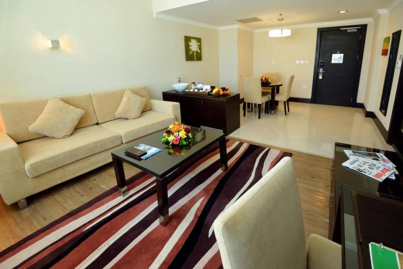 Holiday Villa Hotel & Residence City Centre Doha