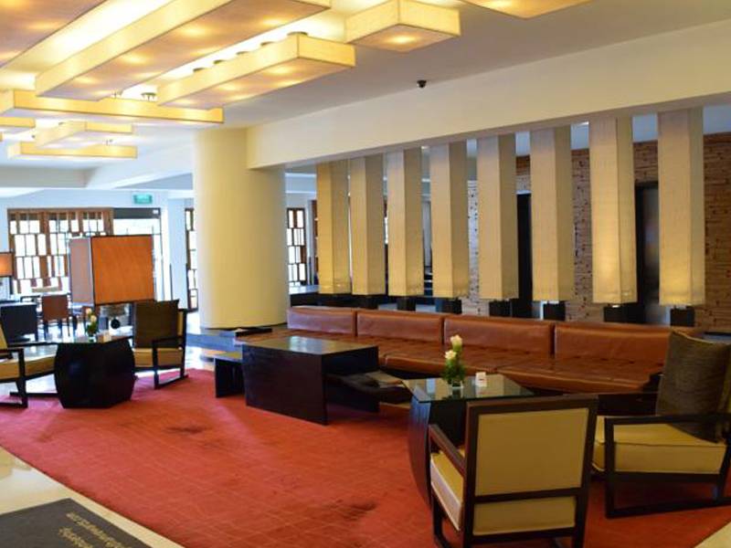 Ramada Plaza Bangkok Menam Riverside