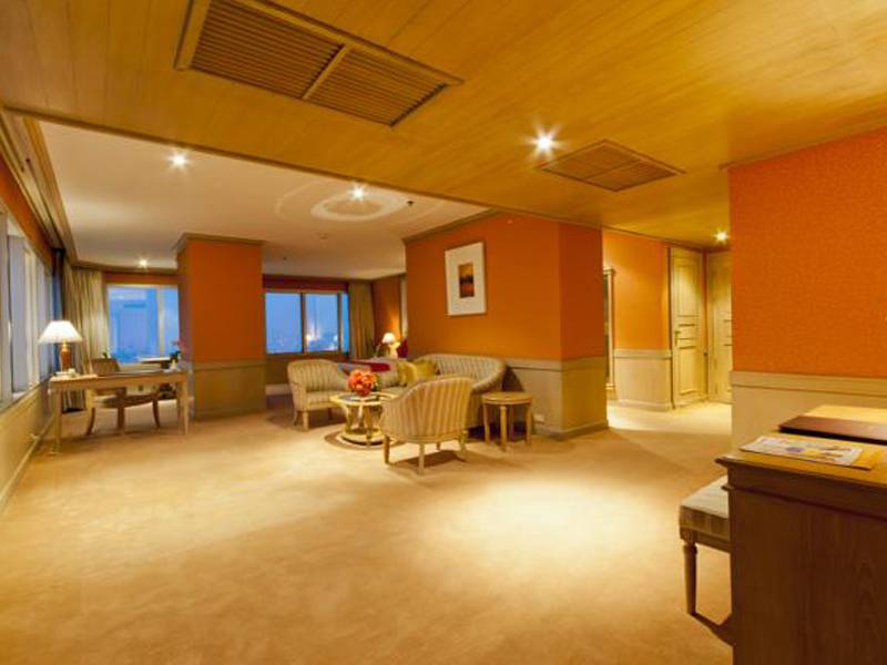 Prince Palace Hotel