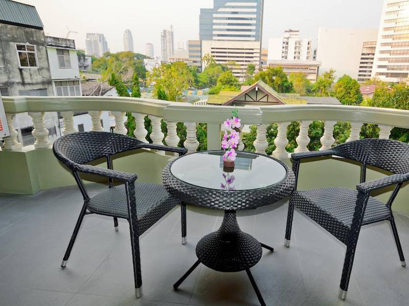 Boss Residence
