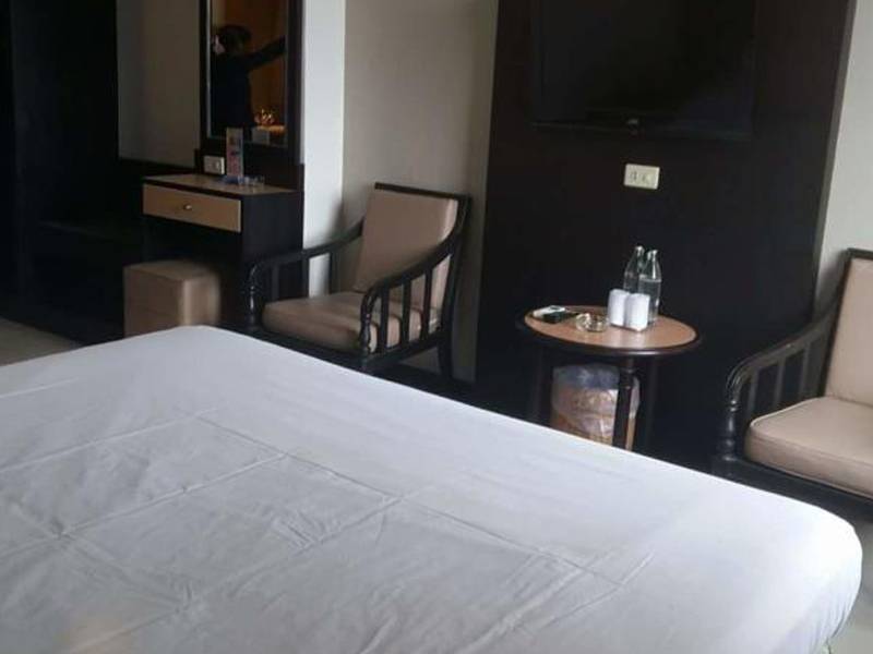 New Cathay Hotel