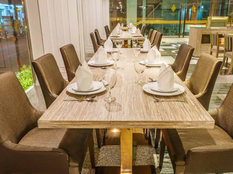 New Season Square Hotel