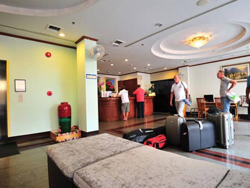 Thipurai City Hotel