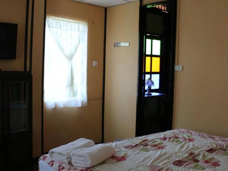 Noom Guesthouse