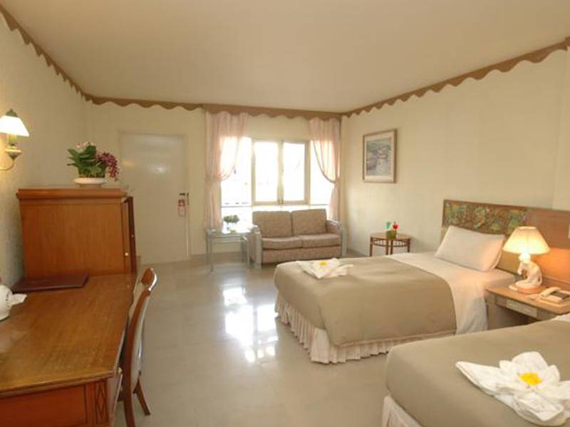 Lopburi Inn Resort