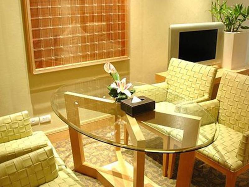 Richmond Stylish Convention Hotel