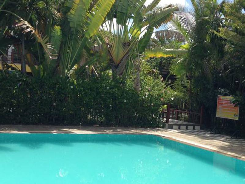 Thong Paeka Hotel