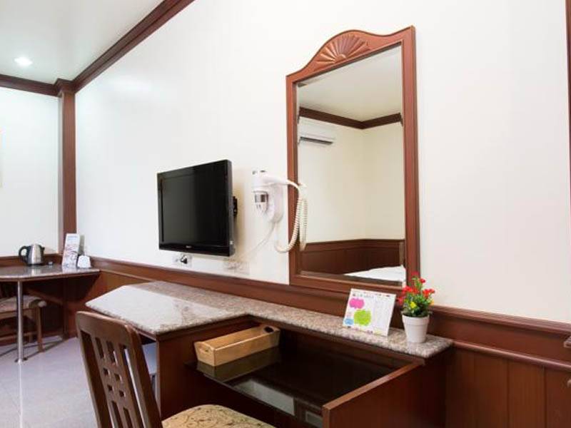 Nartsiri Residence and Hotel