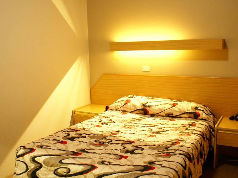 Country Lodge Motor Inn